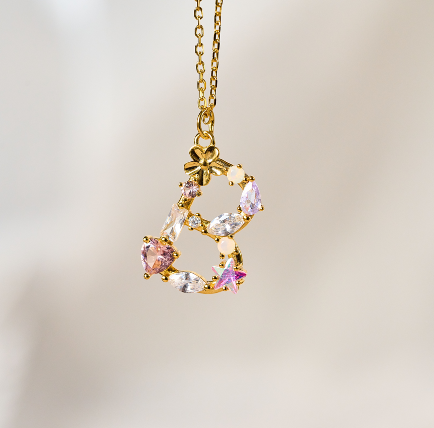 Initial B Bisoulovely